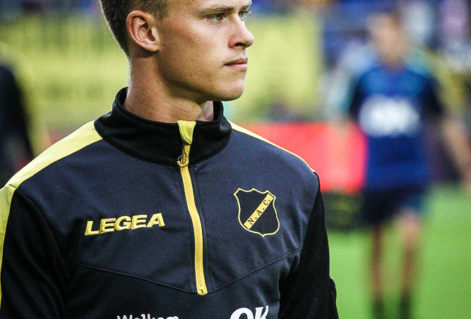 nac helmond sport [6 van 90]